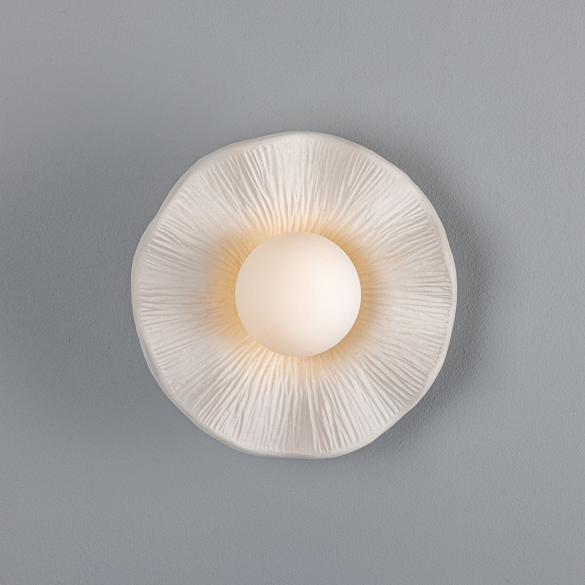 Rivale One Light Wall Sconce in Satin Brass