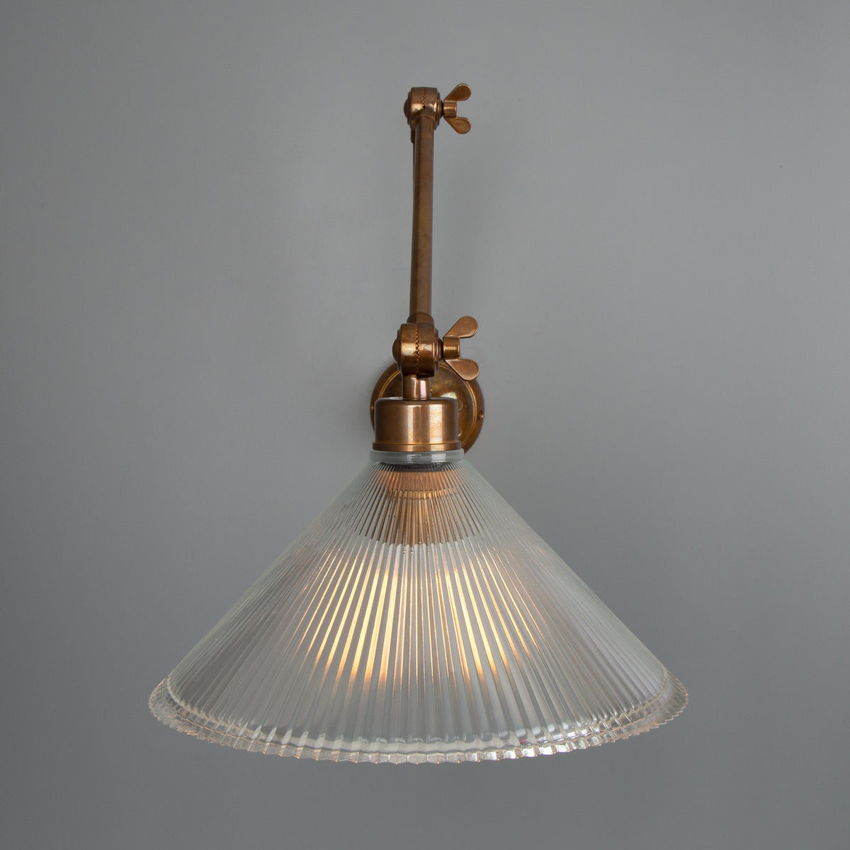 Rebell Wall Sconce