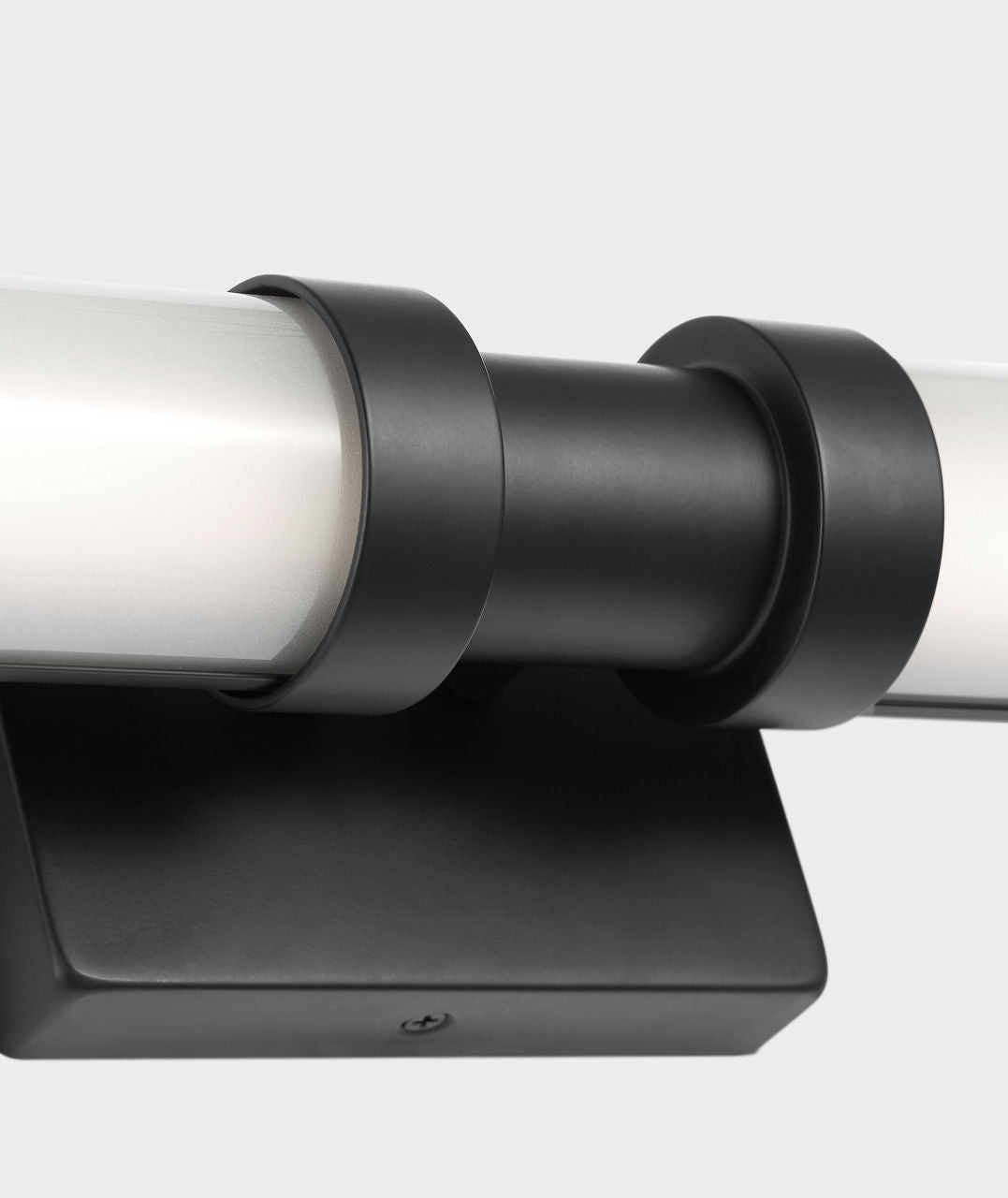 Kiel LED Bath in Midnight Black | Midnight Black