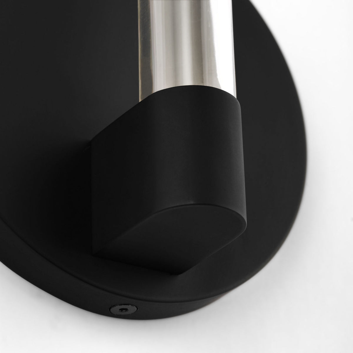 Silas Wall Sconce in Midnight Black | Midnight Black